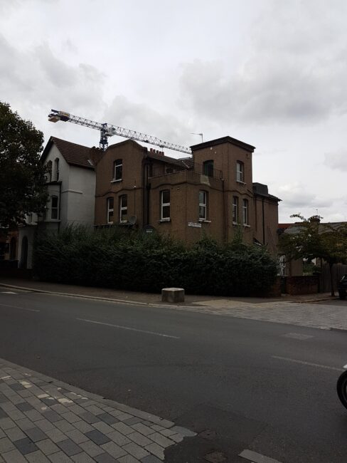 Southwark approves new 2 bedroom house within a pre-existing residential curtilage
